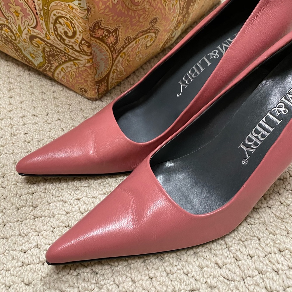 Heels - Picture 2 of 2